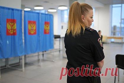 Сообщение о вбросе бюллетеней в Нижегородской области не подтвердилось. Главный редактор телеканала «Дождь» (признан Минюстом России СМИ-иноагентом) Тихон Дзядко (внесен в реестр физлиц-иноагентов) опубликовал видеозапись, на которую, как он пояснил, попал момент вброса бюллетеней на избирательном участке №912 в Дзержинске Нижегородской области. Однако информация о вбросе не подтвердилась.