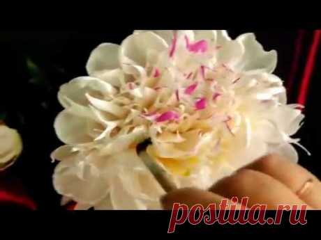 Пион и бутон из атласных лент/DIY embroidery ribbons