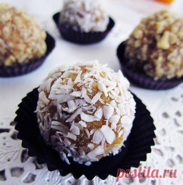 Конфеты из кураги, изюма и орехов..