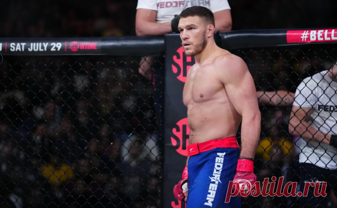 Экс-чемпион Bellator Немков выиграл дебютный бой в тяжелом весе. Россиянин на совместном турнире промоушенов Bellator и PFL победил бразильца Бруно Каппелоццу. Прошлым летом Вадим Немков отказался от чемпионского титула Bellator в полутяжелом весе ради перехода в новый вес