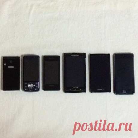 У меня никогда не поднималась рука, чтобы выкинуть старую мобилку