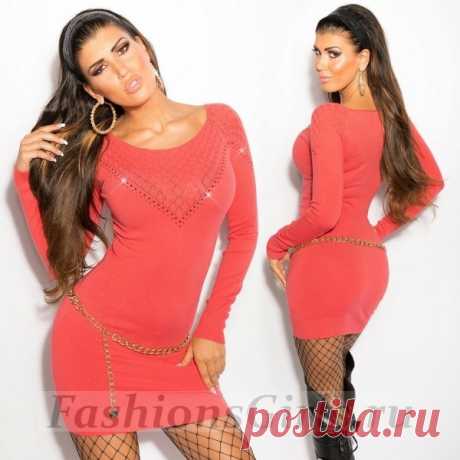 Вязаное платье со стразами и ажурным рисунком со скидкой 40%