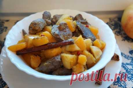 Куриная печень с тыквой и яблоками — Sloosh – кулинарные рецепты