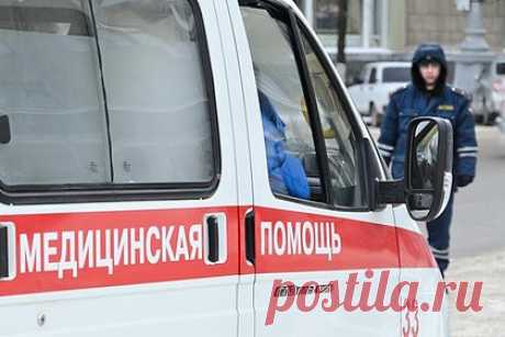 Стало известно состояние российского министра после крупного ДТП. Глава Минздрава Башкирии Айрат Рахматуллин, попавший в крупное ДТП в Караидельском районе республики, получил перелом ключицы, а также закрытую черепно-мозговую травму. Как стало известно, в момент аварии чиновник возвращался в Уфу из рабочей поездки. Министра вместе с помощниками доставили в больницу.