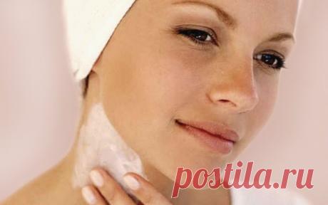 Действенная подтяжка шеи в домашних условиях всего за 20 минут. Это просто чудо! Шея — это именно то, что в первую очередь может выдать ваш истинный возраст. Сделайте домашнюю маску-скраб, для подтяжки шеи!