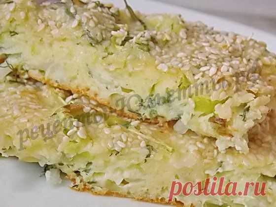 Вкусная капустная запеканка с яйцом и кунжутом в духовке
