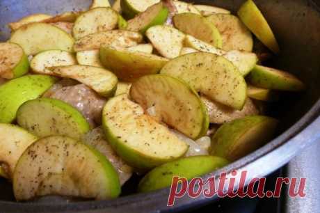 Куриные крылышки с яблоками - пошаговый рецепт с фото - как приготовить, ингредиенты, состав, время приготовления - Леди Mail.Ru