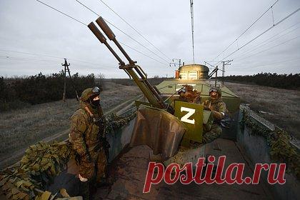 В Минобороны рассказали о работе бронепоездов в зоне СВО. Действующие в зоне СВО четыре бронепоезда успешно выполняют поставленные задачи, заявил начальник Главного управления Железнодорожных войск Минобороны России Олег Косенков. Он добавил, что на бронепоезда нападали диверсионно-разведывательные группы Вооруженных сил Украины, но все атаки успешно отражались.