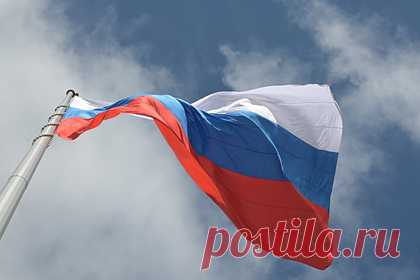 В Германии заявили о невозможности игнорировать интересы России. Немецкий политолог Йоханнес Варвик заявил, что Россия слишком сильна, чтобы Запад мог игнорировать ее интересы. По его мнению, Европа и США могут выйти из тупиковой ситуации во взаимоотношениях с Москвой, сделав первый шаг. Он призвал Запад «построить мост для России».