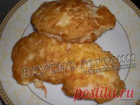 Мясо в сырно-майонезном кляре рецепт с фото. Вкусно готовим.


    Мясо - 500 г.,
    Сыр - 200 г.,
    Яйца - 3 шт.,
    Майонез - 100 г.,
    Мука,
    Соль,
    Растительное масло для жарки.
