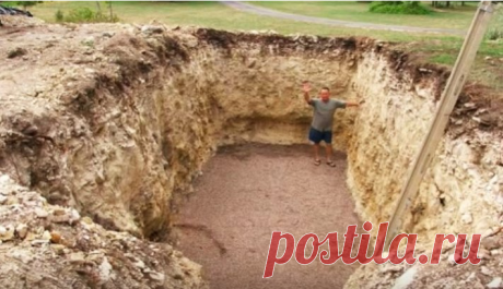 Мужчина вырыл котлован на своем участке, соседи не понимали, что он строит