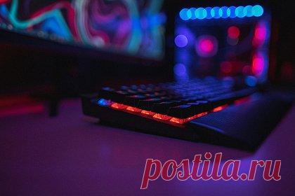 В Sony рассказали о роли ИИ в играх. Генеральный директор компании Sony Кеничиро Йошида рассказал о будущем видеоигр, созданных с применением искусственного интеллекта (ИИ). Интервью с ним доступно на YouTube-канале Norges Bank Investment Management. Глава японской корпорации заметил, что Sony не хочет заменять живых геймдизайнеров нейросетями.