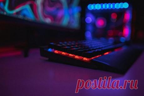 В Sony рассказали о роли ИИ в играх. Генеральный директор компании Sony Кеничиро Йошида рассказал о будущем видеоигр, созданных с применением искусственного интеллекта (ИИ). Интервью с ним доступно на YouTube-канале Norges Bank Investment Management. Глава японской корпорации заметил, что Sony не хочет заменять живых геймдизайнеров нейросетями.