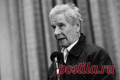 Умер актер Геннадий Юхтин. Умер народный артист России Геннадий Юхтин. Актер скончался в возрасте 89 лет. За последний месяц звезду фильма «Весны на Заречной улице» дважды госпитализировали. Первый раз Юхтин попал в больницу 11 февраля. Состояние артиста оценивалось как тяжелое, он не мог разговаривать.
