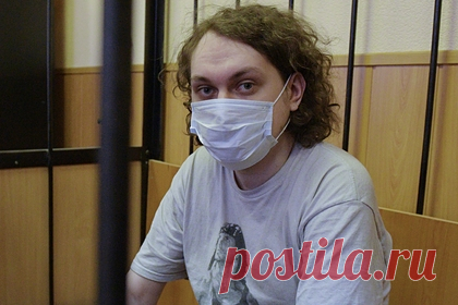 Хованский написал письмо с извинениями из СИЗО. Блогер Юрий Хованский, арестованный по делу об оправдании терроризма, попросил прощения за свою песню про «Норд-Ост». Он сообщил, что находится в следственном изоляторе и потому не может принести извинения лично. Письмо Хованского опубликовал во «ВКонтакте» его друг и коллега Илья Давыдов.