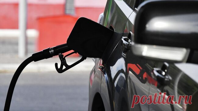 ЕС запретил импорт нефтепродуктов, сделанных из российской нефти