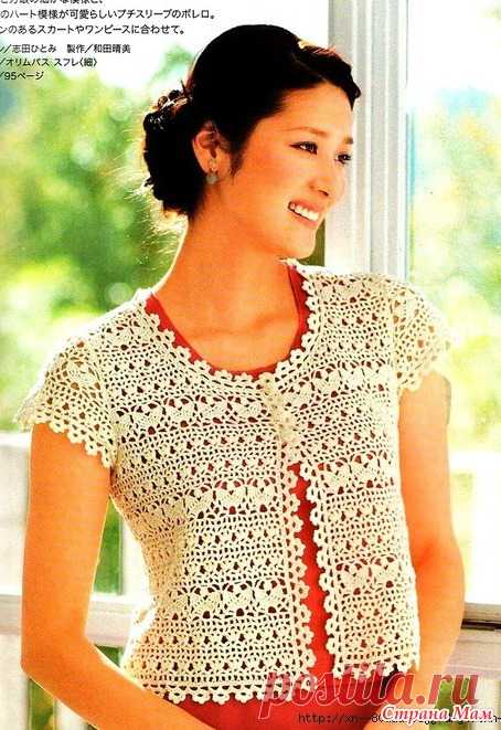 Укороченный ажурный жакет красивым узором. Крючок. Lets knit series NV 80254 2012.