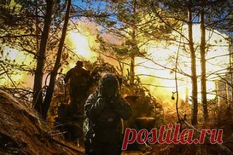 Российские военные отразили 13 атак ВСУ на одном из направлений. Российские военнослужащие отразили 13 атак Вооруженных сил Украины на купянском направлении. Об этом сообщили в Министерстве обороны России. Атаки противника были отражены в районе поселка Першотравневое и сел Синьковка, Ивановка и Орлянское в Харьковской области, а также в районе Сергеевки в ЛНР.