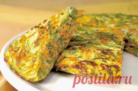 Бабушкин рецепт вкуснейшего и нежнейшего кабачкового омлета с сыром  для всей семьи.