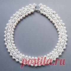 Плетём из бисера и бусин аккуратное колье