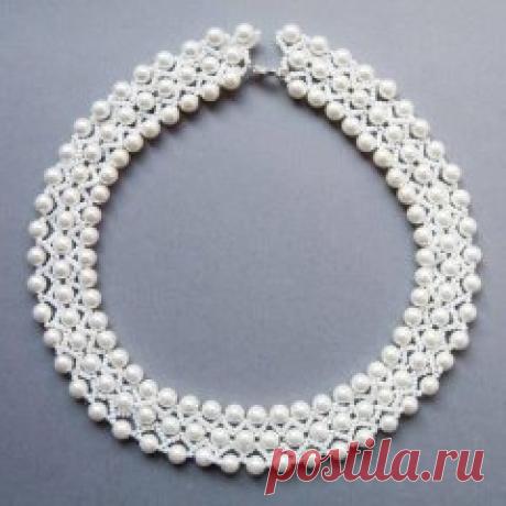 Плетём из бисера и бусин аккуратное колье