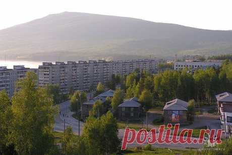 гора Качканар с города