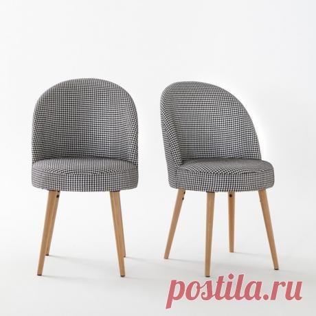 2 кресла для столовой, QUILDA 2 кресла для столовой Quilda . Невероятно удобные кресла для столовой  с однотонным рисунком или в ломаную клетку в стиле 50-х  .Характеристики столовых кресел Quilda :Ножки из массива бука с окраской под дуб .Покрытие нитроцеллюлозным лаком.Каркас из мультиплекса, спинка с ПУ-наполнителем (25 кг/м³), спинка (28 кг/м³) Обивка 100% полиэстер.Накладки на ножки из войлока..Для оптимального качества и устойчивости рекомендуется надежно затянуть бо...