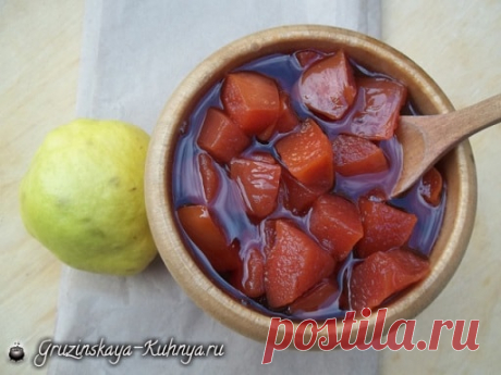 Айвовое варенье. Пошаговый рецепт - Грузинская кухня Айвовое варенье. Пошаговый рецепт. Варенье из айвы получается очень вкусное и ароматное, его кладут в чай и пьют при простуде, кашле или боли в горле