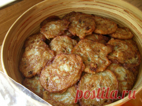 Слопали 100 штучек за раз! Ну и вкусняшка получилась!Белорусские дранки.