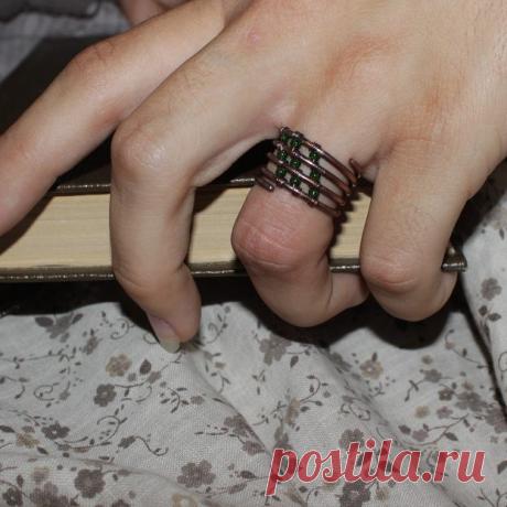 #healthylifestyle #hendmade #stilllife 
#wirewrapjewelry #wirework #c̫͇̟̙͍̝̠̣͎̿ͫͮͫ̑̍͛̃́͢ #cooperjewelry #artist #artjewelry #instalook #instagram #usa #etsy