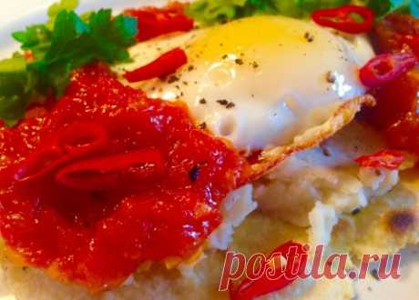 Мексиканская ЯИЧНИЦА HUEVOS RANCHEROS (в лепешке)
