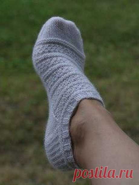 Как вязать спицами носки. Вязаные носки с описанием | Домоводство для всей семьи.