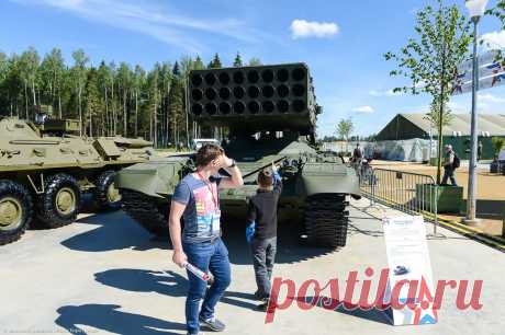 Наводит ужас на украинский Генштаб: тяжелая огнеметная система ТОС-1А &quot;Солнцепек&quot;