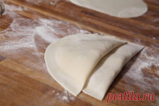 Как приготовить вкуснейшие чебуреки на скорую руку