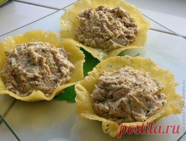 Сырные корзиночки с тунцовым салатом