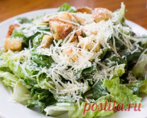 Салат "Цезарь с курицей" - рецепт / Простые рецепты