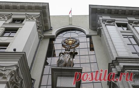 Верховный суд признал законным увольнение судьи из Ханты-Мансийска за прогулы. Проверка ранее установила, что в день отсутствия на рабочем месте Татьяной Ушаковой был подписан протокол заседания, содержащий заведомо недостоверные сведения
