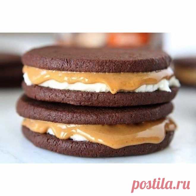 Домашний choco pie с арахисовым маслом.