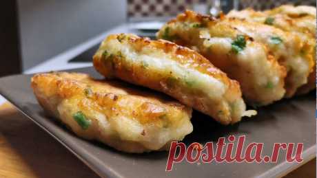 Пирожки теперь готовлю "по-ленивому", все смешала и на сковородку. По вкусу как беляши, а жарю как обычные оладьи | Розовый баклажан | Дзен