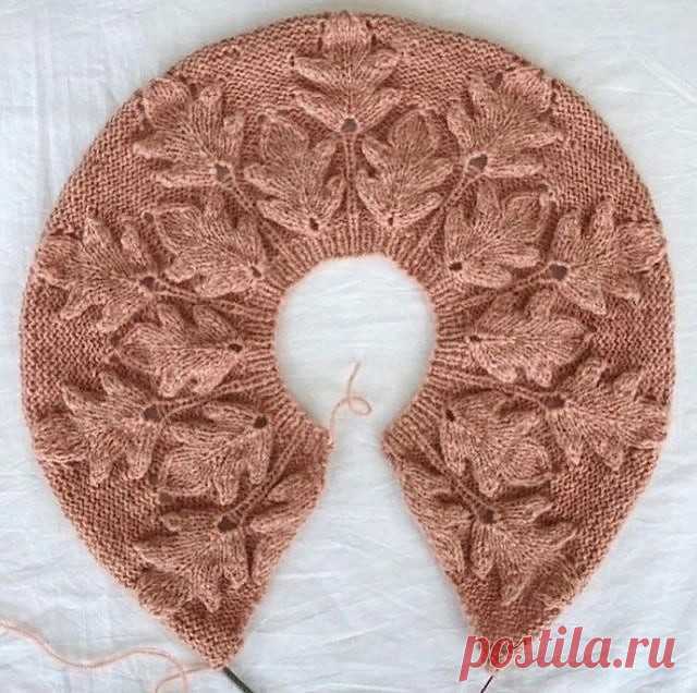Жакет с круглой кокеткой узором 