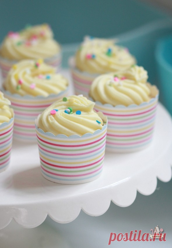 Golden Vanilla Мечта Кексы & ПЕЧЬ Printables {поддавки!} | Sweetopia
