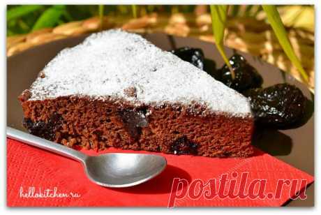 Кофейный пирог с черносливом. hellokitchen.ru