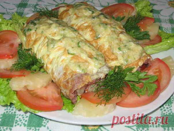 Готовим вкуснейший бризоль  Это безумно вкусное блюдо, которое подходит и для завтрака, и для обеда, и для ужина 

Ингредиенты:

Для омлета :
•Яйцо-2 шт
•Молоко-50 мл

Для начинки:
•Индейка/курица-100 гр •Йогурт-30 гр
•Соль, специи- по вкусу
•Сыр-10 гр

Готовим:
Жарим омлет. Вилочкой взбиваем 2 яйца с молоком. Выливаем половину смеси на разогретую сковороду ( небольшого диаметра) и жарим с одной стороны под крышкой. Повторяем те же манипуляции с оставшейся смесью.
Готовим ...