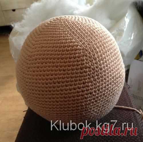Как связать клубничного гномика