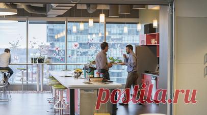 Юрист: сократить рабочий день за счёт уменьшения перерыва на обед не получится. Сокращение рабочего дня за счёт обеденного перерыва, который должен быть минимум 30 минут, недопустимо, напомнил в беседе с RT доктор юридических наук, декан факультета права НИУ ВШЭ профессор Вадим Виноградов. Читать далее