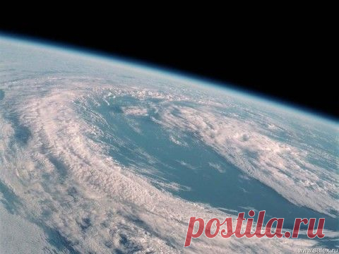 Вода не признаёт никаких закономерностей системы Менделеева.