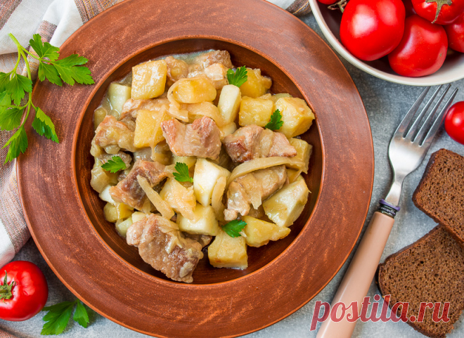 Рагу из свинины с яблоками на Вкусном Блоге Апдейт рецепта от 19.08.2010. Сегодня, конечно, не яблочный Спас, но яблок в этом году навалом.  Вы помните какой у нас сегодня праздник? Правильно, яблочный Спас. Поэтому я хочу поделиться с вами рецептом, в котором непосредственно и задействованы яблоки. Рецепт довольно простой и практически не трудоемкий. К тому же, не требует…