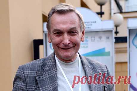 Звезду фильма «В бой идут одни &quot;старики&quot;» обвинили в изнасиловании 17-летней. Украинского актера и преподавателя Киевского национального университета театра, кино и телевидения имени Карпенко-Карого Владимира Талашко обвинили в изнасиловании 17-летней девушки. Маркетолог Мария Матрос рассказала, что стала жертвой артиста, который дружил с ее родителями.