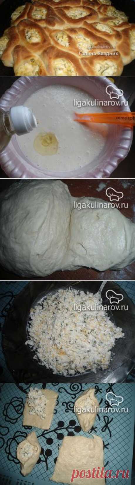 Пироги из дрожжевого теста на кефире, рецепт пошаговый от Лиги Кулинаров. Рецепт пирогов из дрожжевого теста на кефире, рецепты Лиги Кулинаров.