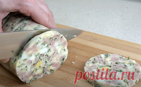 Такой мясной рулет в бутылке получается очень нежным и вкусным. Мне он нравится больше магазинной колбасы. Попробуйте приготовить, вам обязательно понравится!